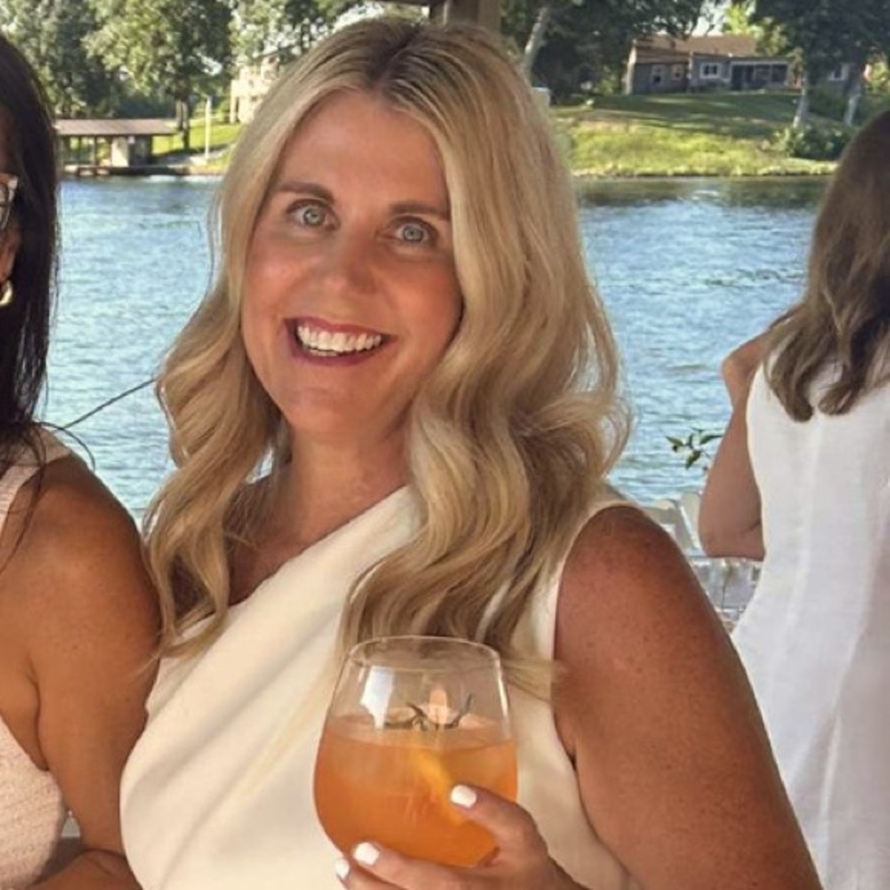 Meet your Posher, Lisa